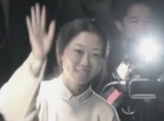 <em>服裝</em><em>設計師</em>馬可將中國手工藝帶到<em>國際</em>舞臺，成為首位登上巴黎高定時裝周的中國<em>設計師</em>