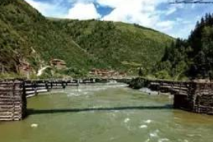 <em>懸臂梁</em><em>橋</em>—藏區(qū)<em>的</em>伸臂木梁<em>橋</em>