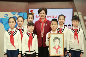 <em>開學</em><em>第一課</em>：李蘭娟為少先隊員講述抗疫故事