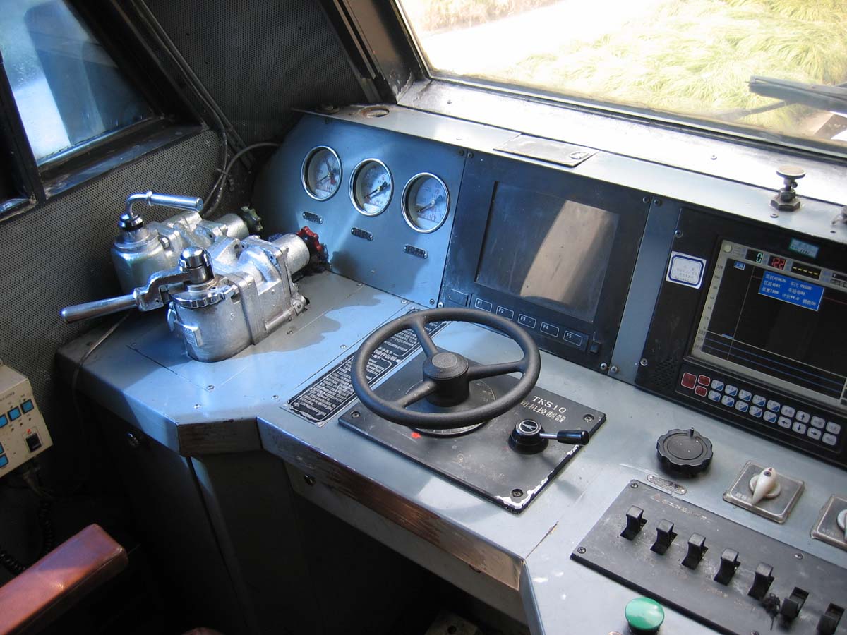 <em>授課</em><em>圖片</em>—內(nèi)燃<em>機車</em><em>制動</em>手柄