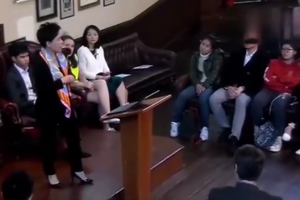 <em>鄧亞萍</em>劍橋大學英文演講：我如何從不識26個英文字母到劍橋博士