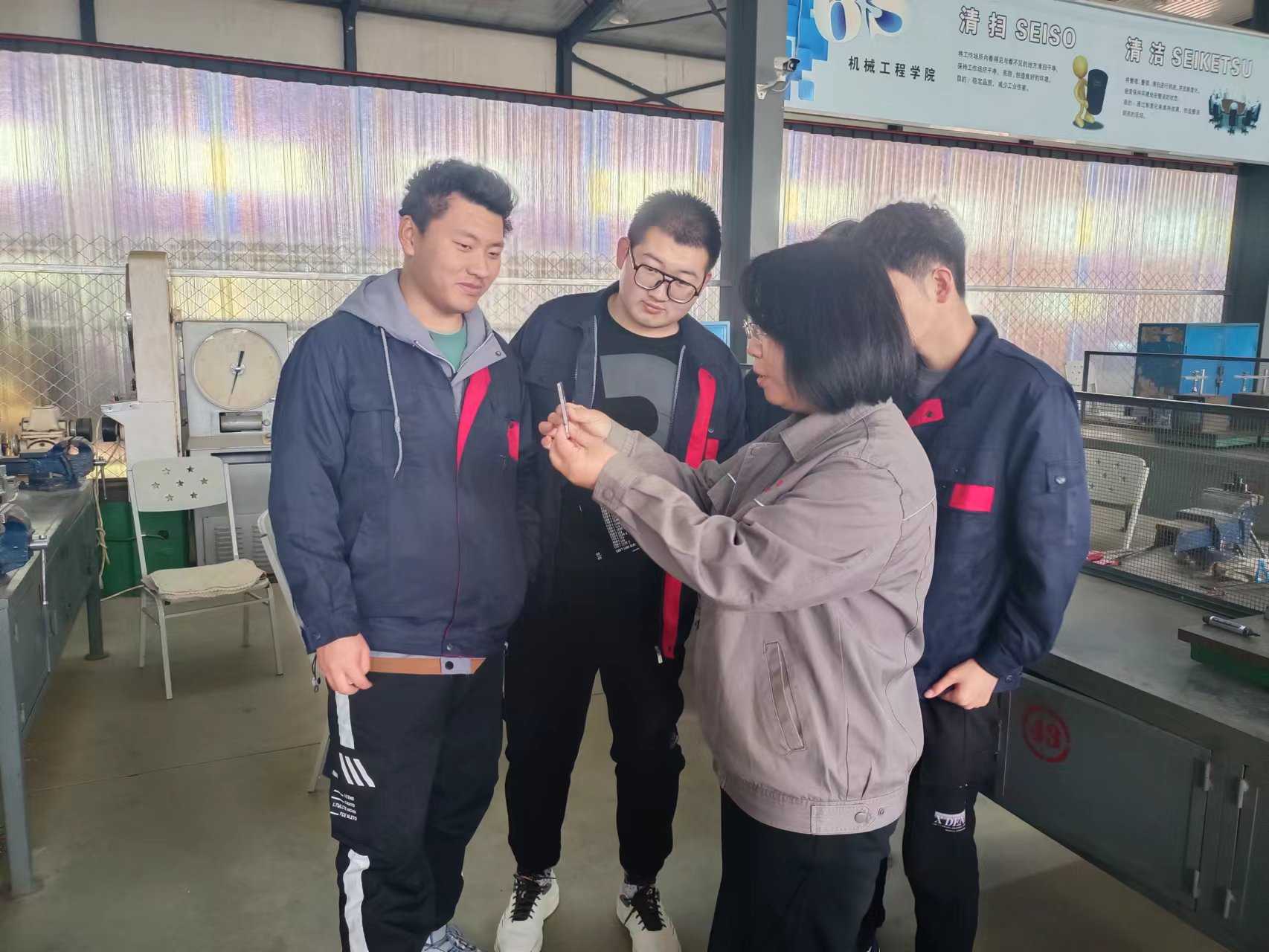 數控技術專業：《鉗工<em>實</em><em>訓</em>——銼削與鋸削》<em>課程</em><em>思</em>政<em>案例</em>