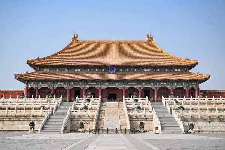 <em>通</em><em>識</em><em>課</em>：《<em>中國歷史</em>—<em>第七</em><em>單元</em><em>晚清</em><em>的</em><em>民族</em><em>危機</em><em>與</em><em>救亡圖存</em> <em>第</em>15<em>課</em>列強入侵<em>與</em>中國人民<em>的</em>反抗斗爭》<em>課程</em><em>思</em><em>政</em><em>案例</em>